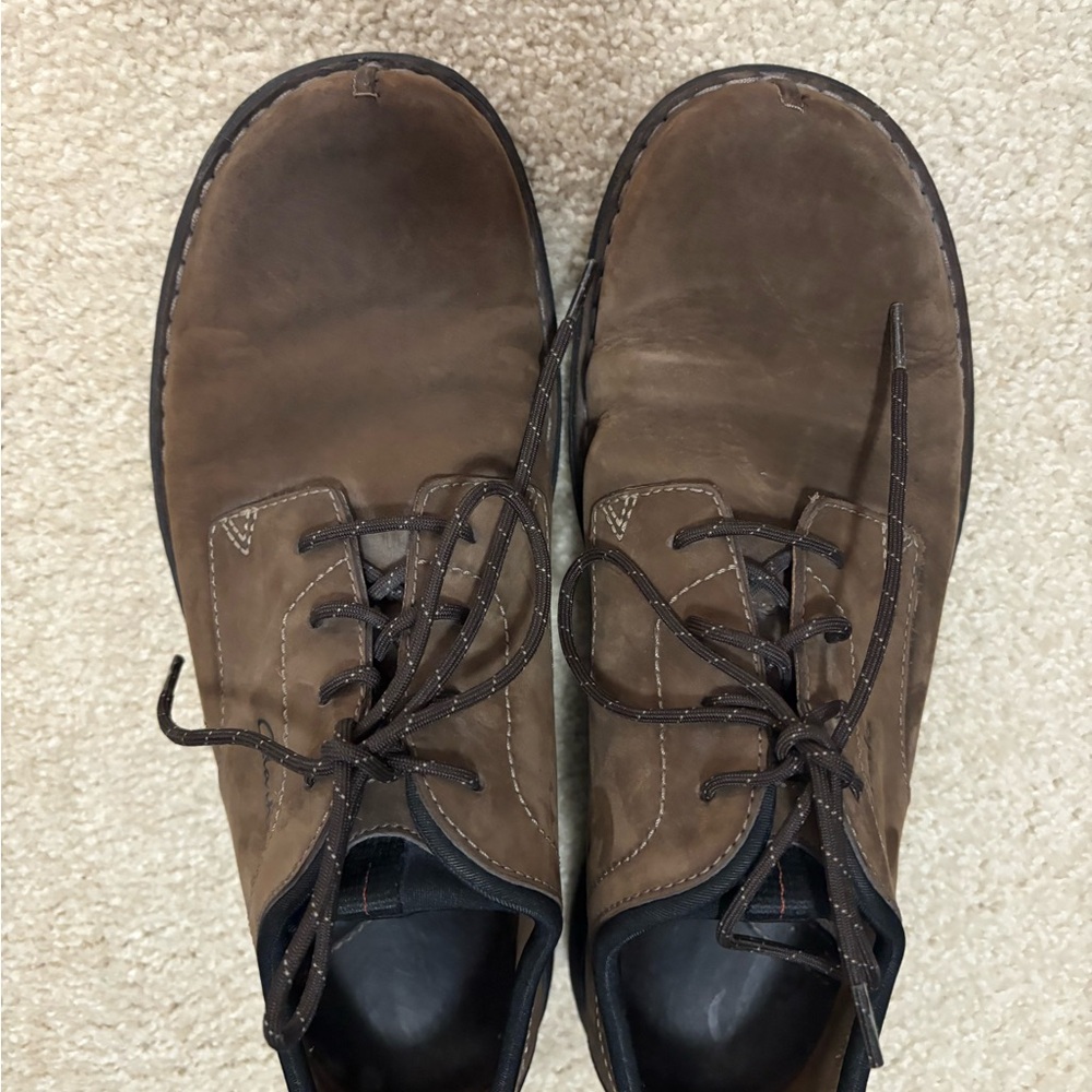 Clarks Men's Tan Leather lace up shoes - brown suede